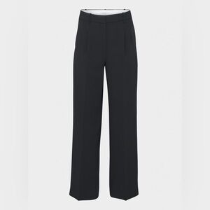black effortless pants *short (for under 5’3 ppl)